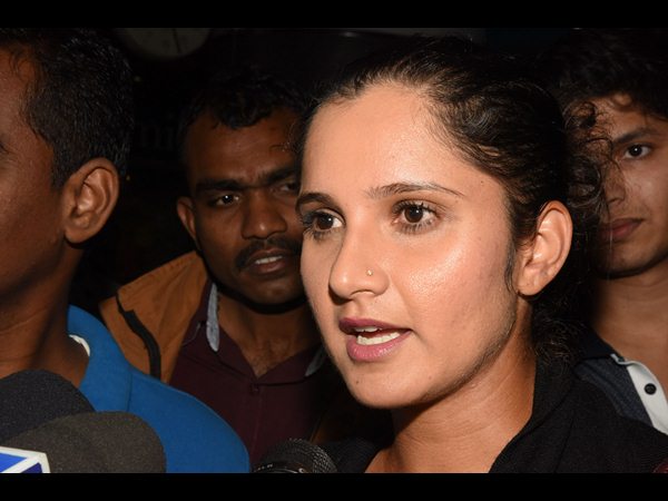 సోదరి వివాహ వేడుకల్లో బిజీబిజీ సోదరి వివాహ వేడుకల్లో బిజీబిజీ