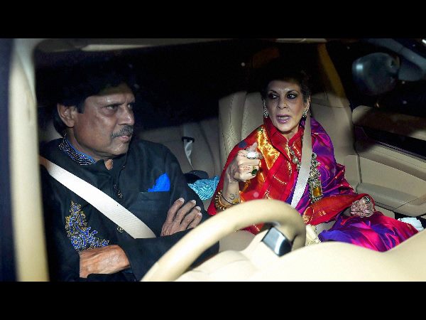 భజ్జీ రిసెప్షన్‌లో కపిల్ దేవ్