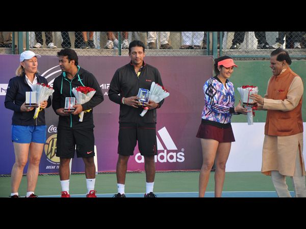 ముఖ్య అతిథిగా...