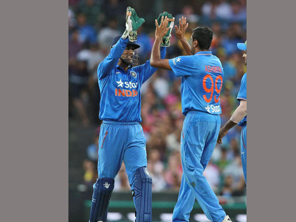 3rd T20I: Australia win toss, opt to bat first against India at SCG 