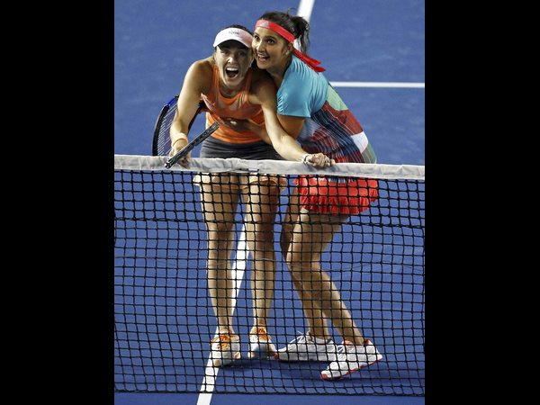 సానియా మీర్జా-మార్టీనా