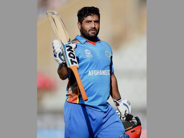 పోరాడిన అఫ్ఘాన్ బ్యాట్స్‌మన్ షెజాదీ