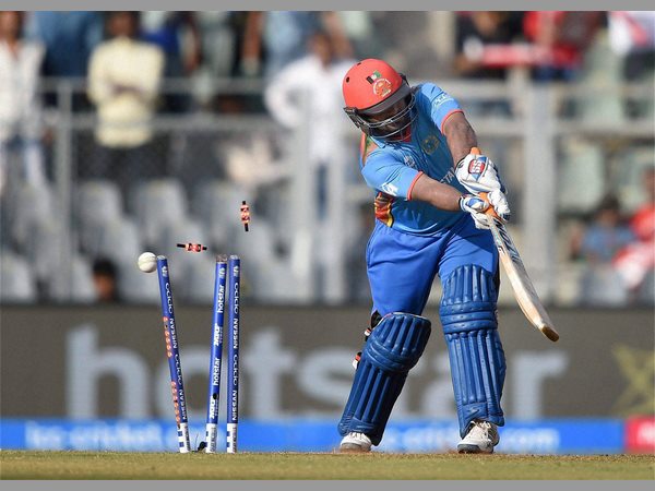 అఫ్ఘాన్ బ్యాట్స్‌మన్ ఔట్