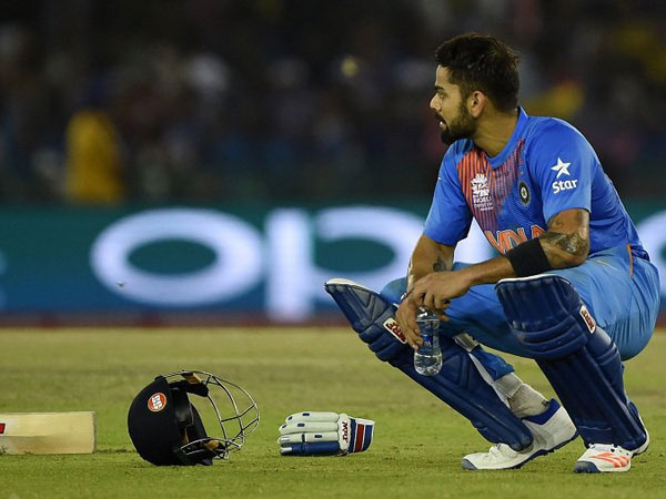  అగౌరవపరుస్తున్నారు: ‘హెల్మెట్‌పై త్రివర్ణం వద్దు' 