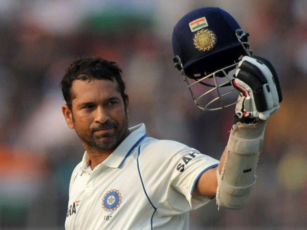  అగౌరవపరుస్తున్నారు: ‘హెల్మెట్‌పై త్రివర్ణం వద్దు' 