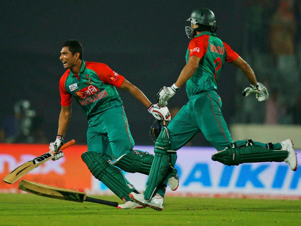  Sarkar, Mortaza guide Bangladesh to final