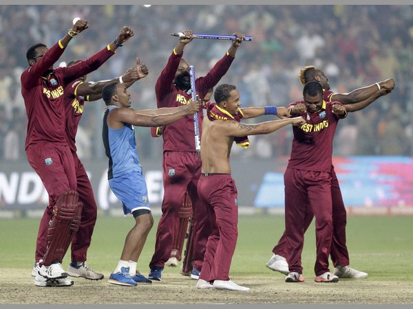  ఉత్కంఠ: వరల్డ్ టీ20 వెస్టిండిస్‌దే, నిరాశలో ఇంగ్లాండ్ 