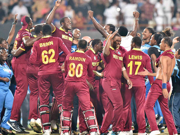  వినూత్నంగా సంబరాలు