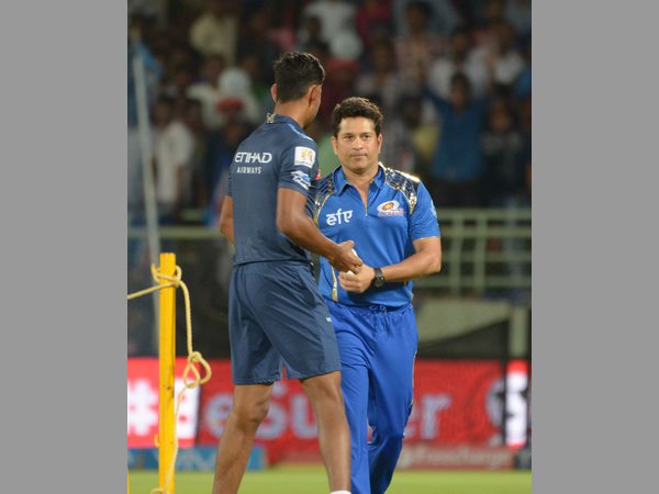 సచిన్ సందడి