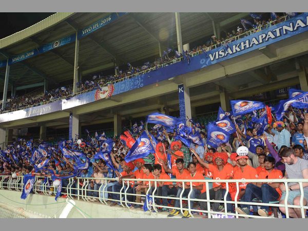 అభిమానులు