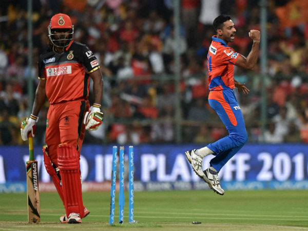 IPL 2016: AB de Villiers' 79* takes RCB into final, beat Gujarat by 4 wickets