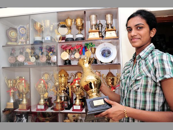 క్రీడాకారుల కుటుంబం నుంచి..