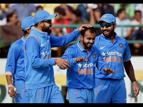  43.5 ఓవర్లలో 190 పరుగులకు ఆలౌట్