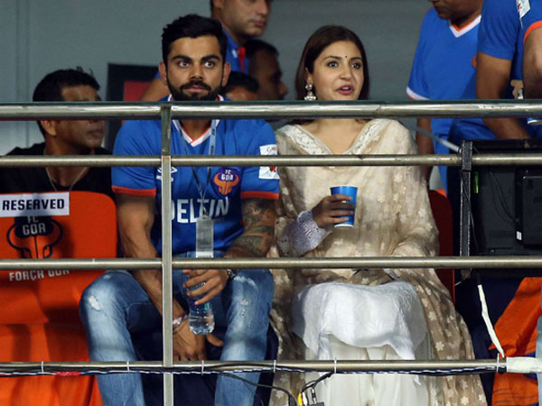 గోవాలో కోహ్లీ-అనుష్క 