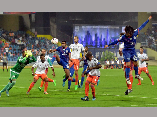  స్ట్రాంగ్‌గా ముంబై బ్యాక్ లైన్ సెటప్