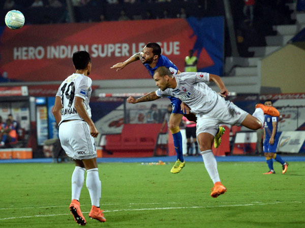 ప్రతిభకు రాఫెల్, అనుభవానికి రాబర్ట్