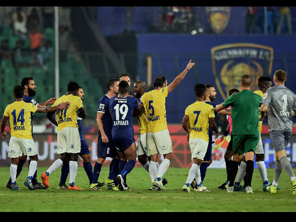  కేరళపై ప్రారంభం నుంచే చెన్నై ఒత్తిడి