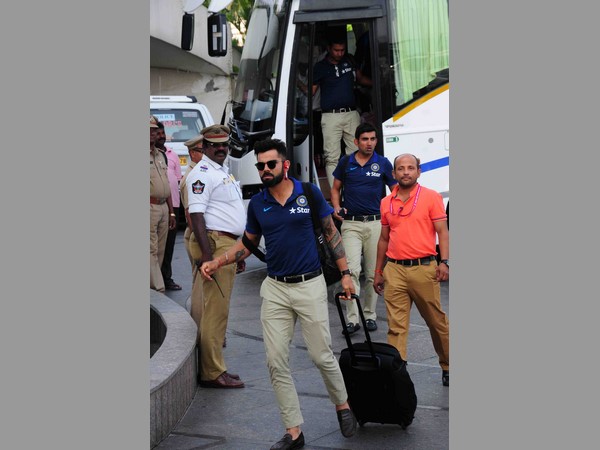  కోహ్లీ, గౌతం గంభీర్