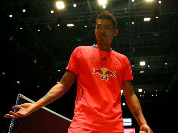 యాకీతో ఫోటోలపై లిన్ డాన్ స్పందన