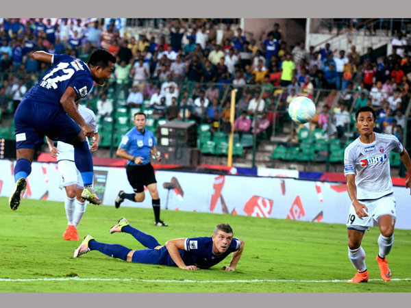 డిఫెన్స్‌లో ఫెరీరా.. ఫార్వర్డ్‌లో మార్సిలిన్హో