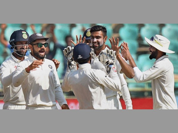 టెస్టుల్లో క్రీజులో ఎక్కువ సేపు ఉంటే ఒత్తిడి తగ్గతుంది