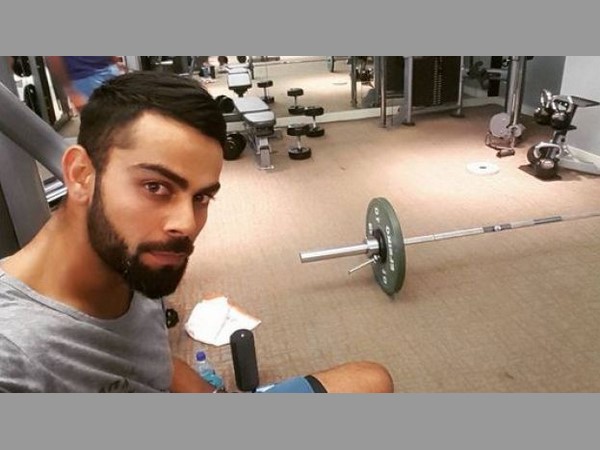 నన్ను నేను అద్దంలో చూసుకున్నా