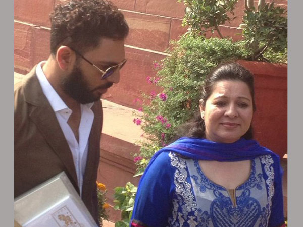 ప్రధాని మోడీ పేరు తప్పుగా