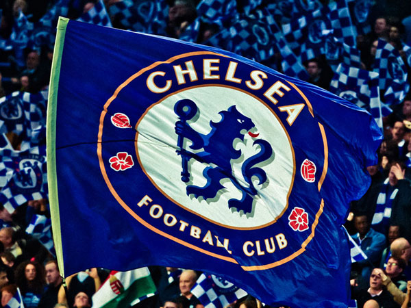 చెల్సియా' విలియాన్‌వైపు మాంఛెస్టర్ యునైటెడ్ చూపు