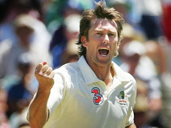 మెక్‌గ్రాత్ అసాధారణ నైపుణ్యమున్న బౌలర్