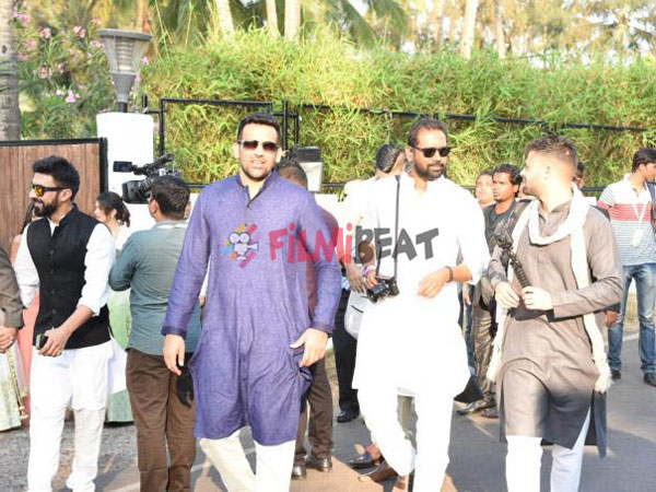 యువీ పెళ్లిలో టీమిండియా మాజీ క్రికెటర్ జహీర్ ఖాన్