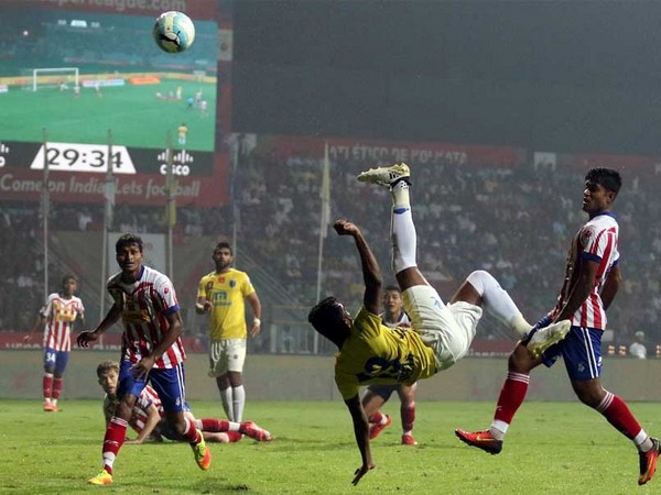 బ్రేక్ సాధించేందుకు ఇరు జట్లు ప్రయత్నం