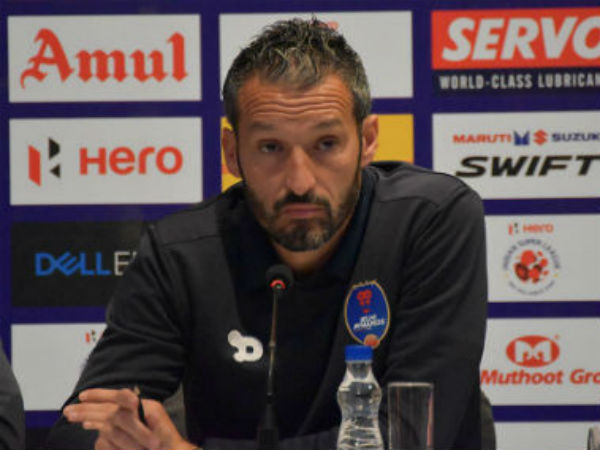 ఆదర్శంగా నిలువడంలో విఫలం