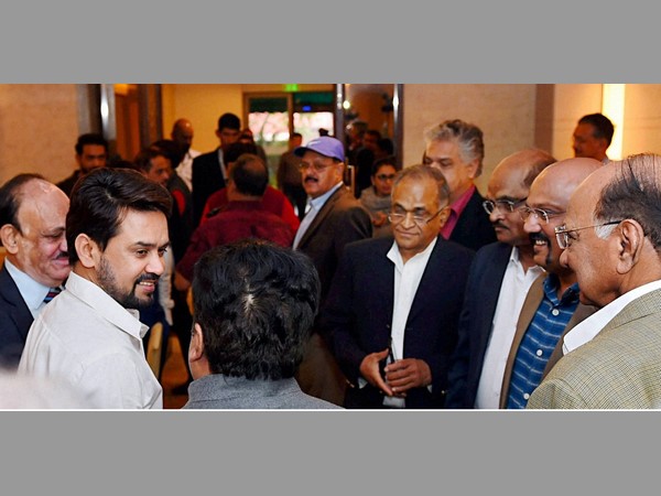 ప్రజాస్వామ్యబద్ధంగా ఎన్నుకోబడ్డ తమను ఎలా తొలగిస్తారు