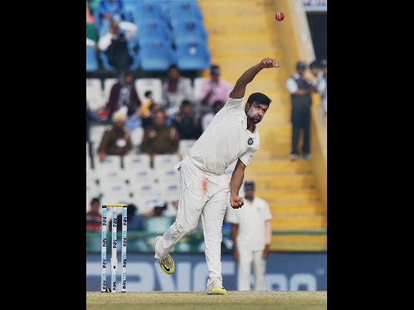 ఇంగ్లాండ్‌పై అశ్విన్‌ ఐదు వికెట్లు తీయడం ఇది ఐదోసారి