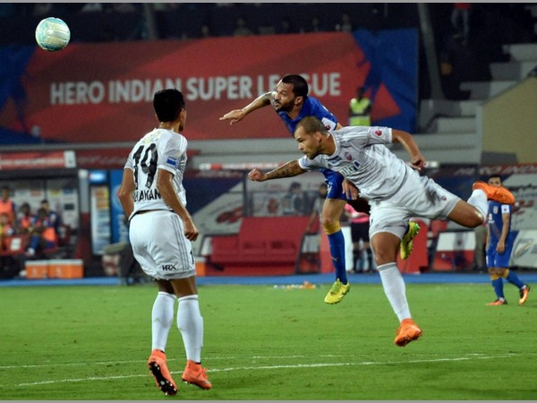 నాలుగు మ్యాచ్‌ల్లో విజయంతోనే సెమీ ఫైనల్స్ అర్హత