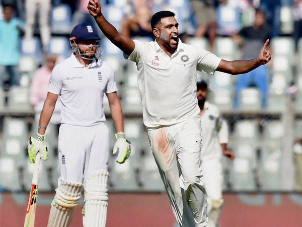 భారత్ తరుపున అత్యధిక వికెట్లు సాధించిన ఏడో బౌలర్‌