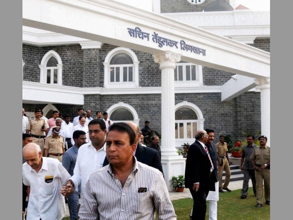 త‌న‌ను ట‌చ్ చేస్తే క‌లిసొస్తుంద‌న్న ఉద్దేశంతో