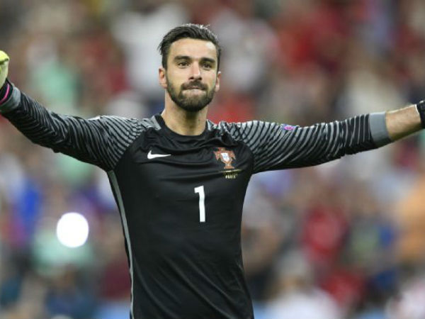 అవార్డు ప్రదానోత్సవానికి హాజరుకాని రొనాల్డో 