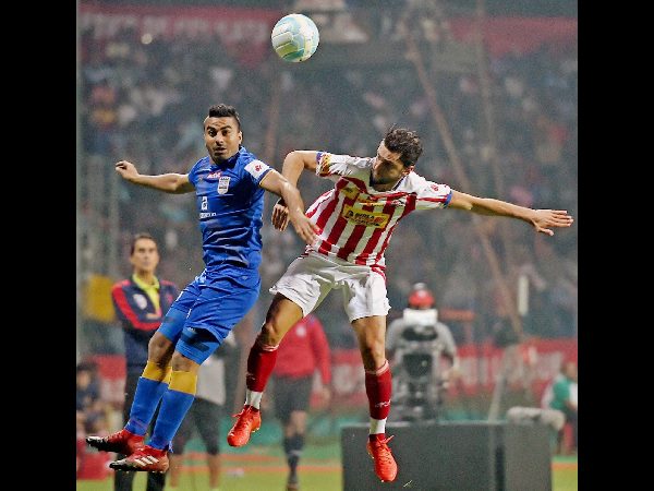 గోల్ సాధించడంలో ముంబై విఫలం