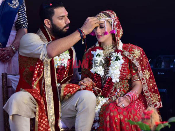 యువరాజ్ సింగ్-హాజెల్ కీచ్