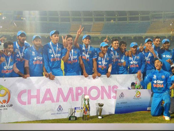 భారత్‌కు ఓపెనర్లు చక్కటి శుభారంభం