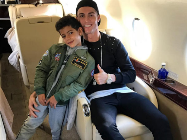 సోషల్ మీడియా కింగ్ రొనాల్డో