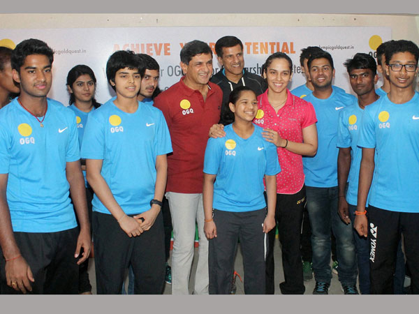 Saina's coach and Prakash Padukone differ on Sindhu's dominance in badminton