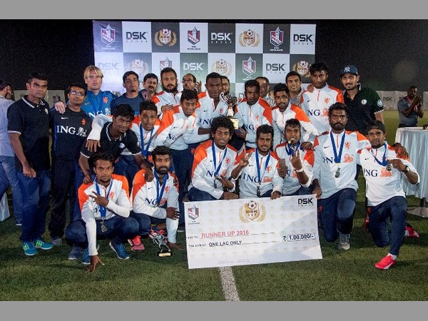  ఎఎఫ్ సి లైసెన్సింగ్ సంపాదించడం సంతోషం 