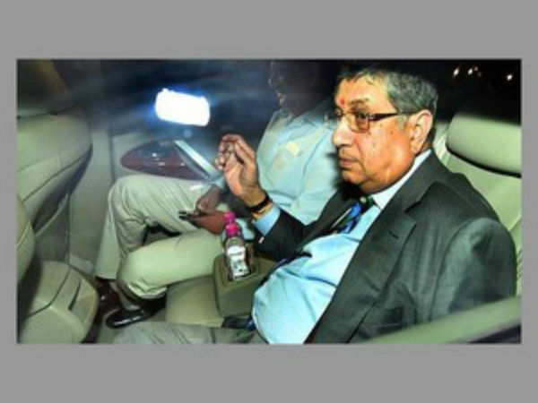 మాజీలంతా కలిసి ఓ సమావేశం