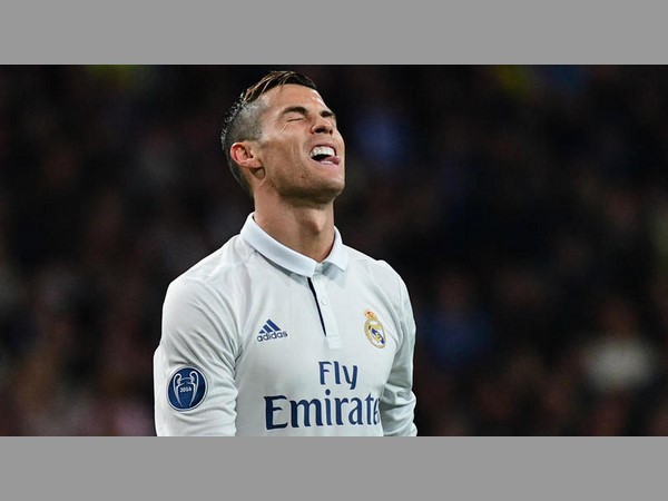 ఇబ్బందికరంగా మారిన అవకతవకల విషయం 