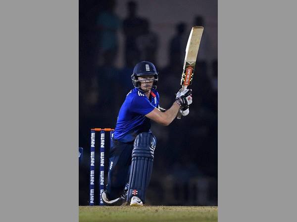 25 పరుగులకే తొలి వికెట్