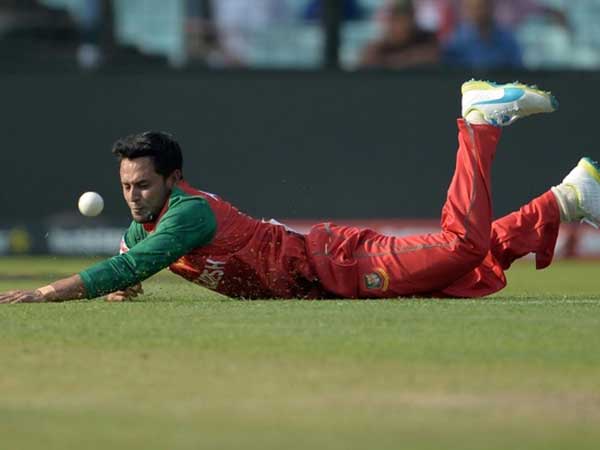 ఫస్ట్ క్లాస్ క్రికెట్‌లో ఢాకా మెట్రోపోలిస్ జట్టు ప్రాతినిధ్యం