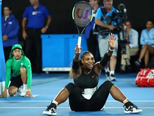 రాకెట్‌ను విరగొట్టిన సెరీనా