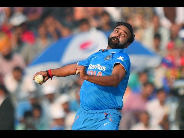 200 వికెట్లు తీసిన అమిత్ మిశ్రా